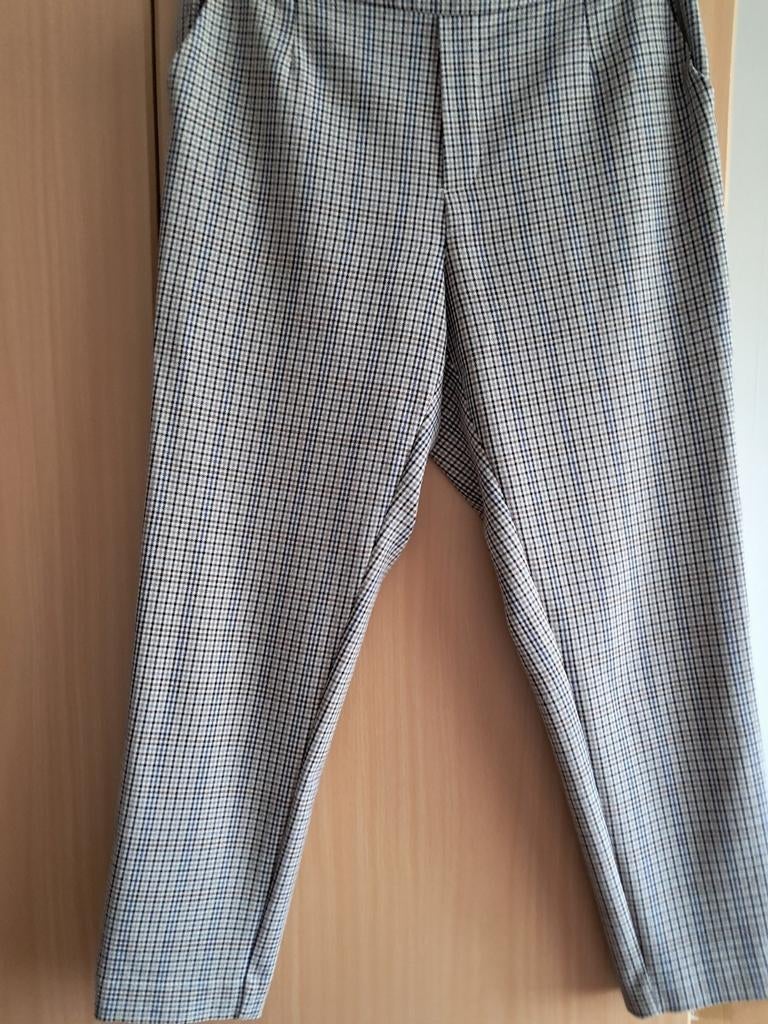 Deze broek, maat S/M IS ZO GOED ALS NIEUW, Kleding | Dames, Ophalen, Zo goed als nieuw, Maat 38/40 (M)