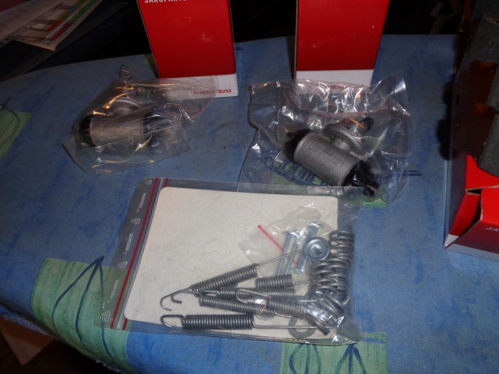 kit de frein NEUF complet pour ancienne voiture, Ophalen of Verzenden, Toyota