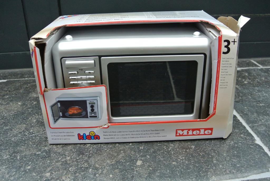 microgolfoven "miele" van het merk "klein", Enfants & Bébés, Jouets | Éducatifs & Créatifs, Enlèvement ou Envoi