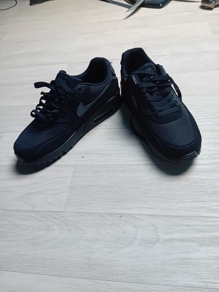 Airmax volledig zwart maat 42, Ophalen, Zwart