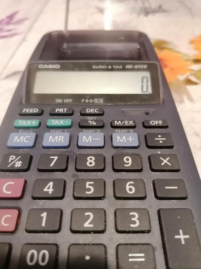 Ancienne machine à calculer, Enlèvement ou Envoi