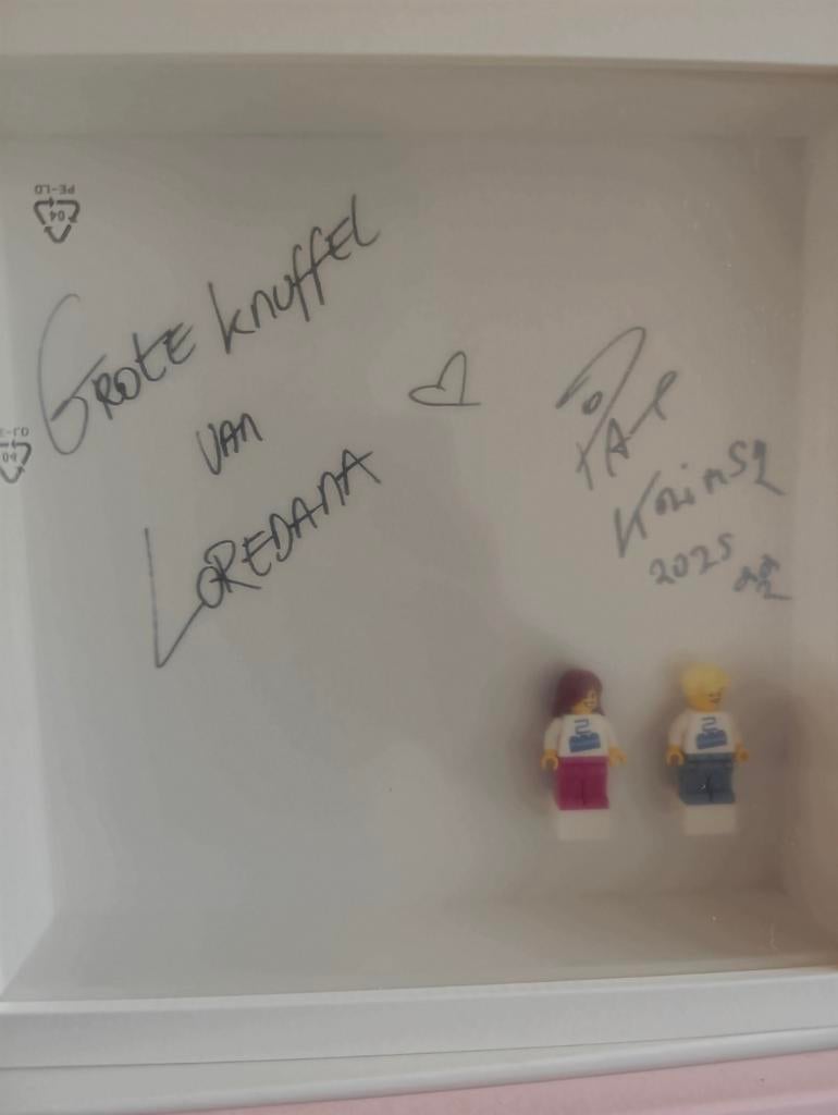 Gesigneerd Lego figuren door Loredana & Pat Krimpson, Ophalen of Verzenden, Lego