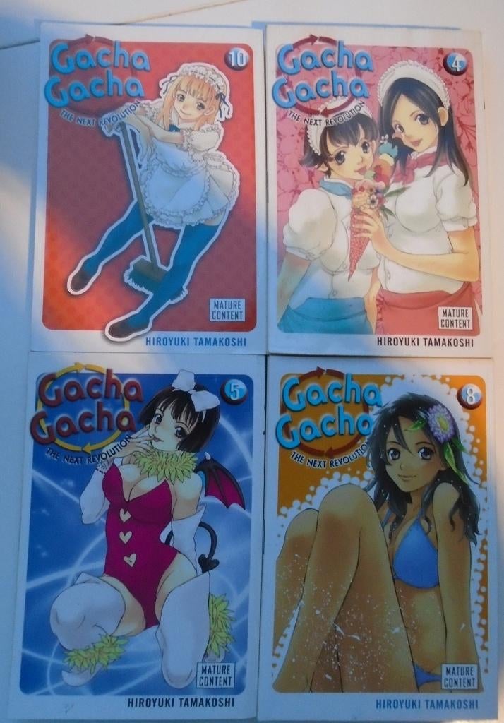 Gacha Gacha 4 STUKS Strip, Boeken, Taal | Engels, Zo goed als nieuw, Ophalen of Verzenden