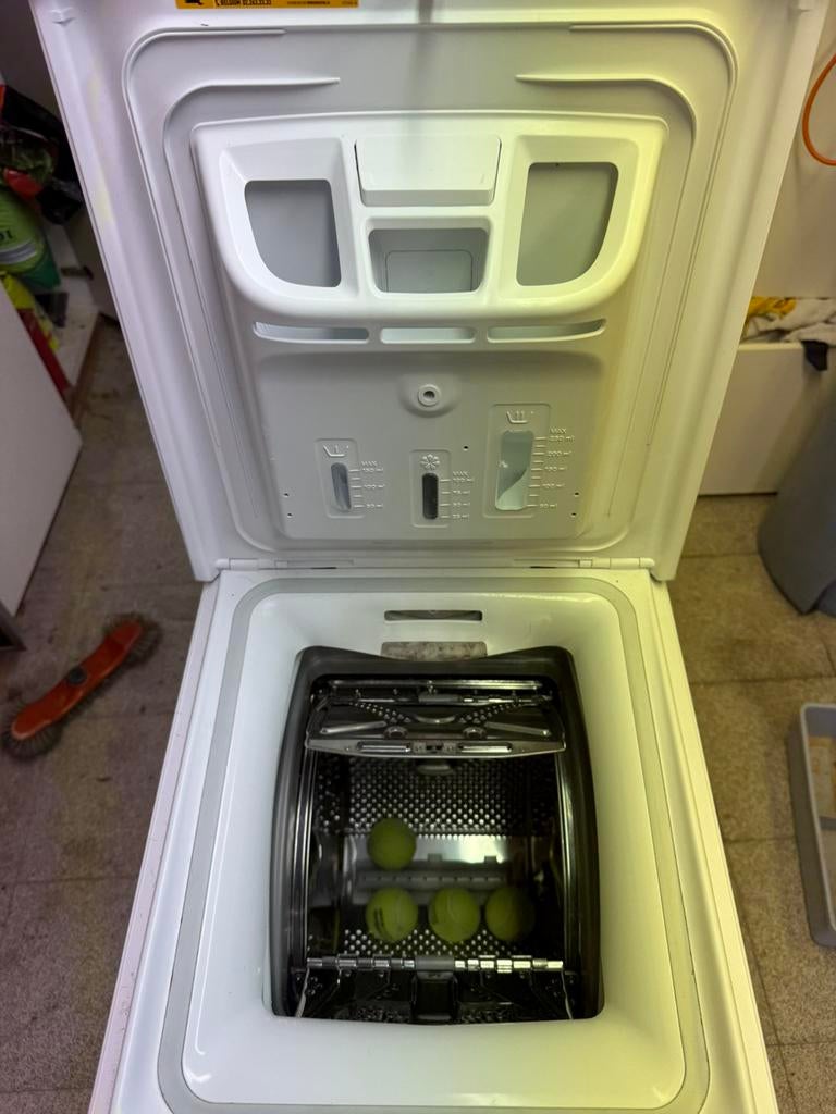 Whirlpool 7 kg wasmachine, Elektronische apparatuur, Ophalen, Zo goed als nieuw, Bovenlader