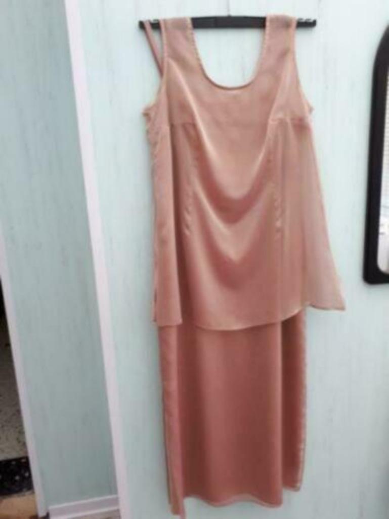 heel mooie jurk - gelegenheidsjurk in oud roze, Kleding | Dames, Ophalen, Roze
