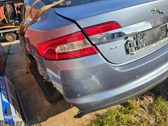 Achterlicht links van een Jaguar XF, Gebruikt, -, -, Jaguar