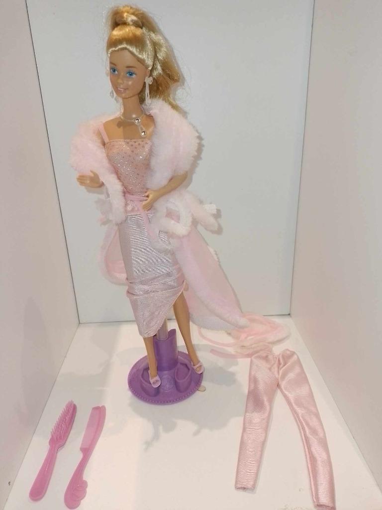 barbie vintage pink and pretty 1981, Enfants & Bébés, Jouets | Poupées, Enlèvement, Barbie