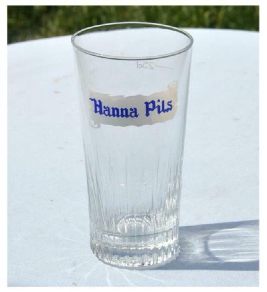 §ancien verre hanna pils 25cl (n°20), Collections, Enlèvement ou Envoi, Comme neuf, Verre ou Verres, Autres marques