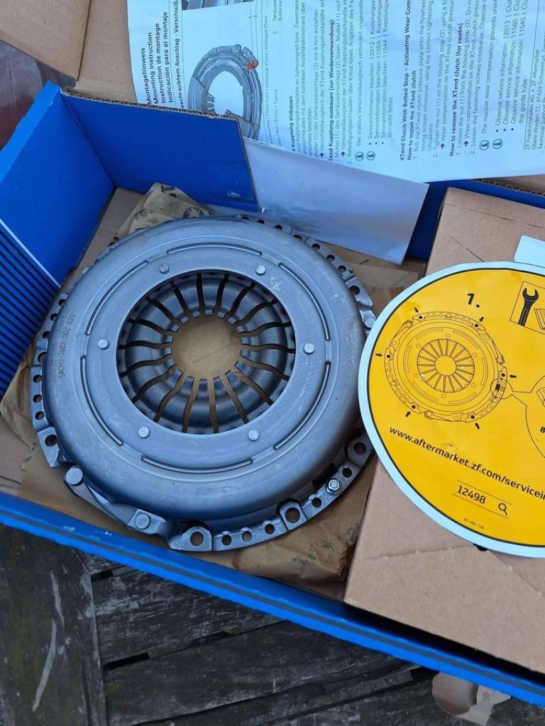 KIT d enbreyage bmw 518d 520d f11  3000 970 140, Ophalen, Nieuw, BMW