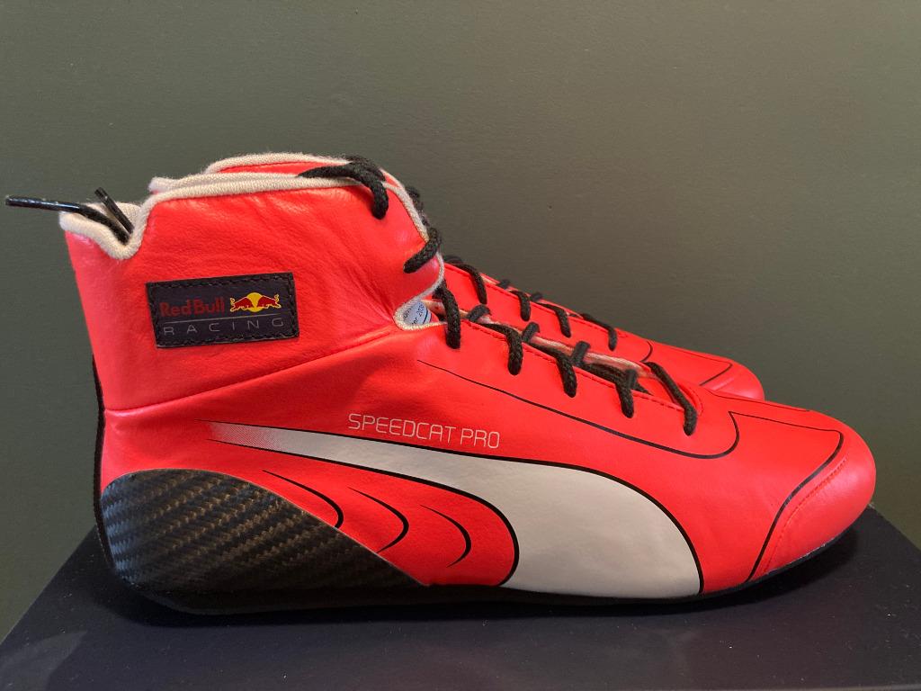 Max Verstappen 2021 World Champion schoenen Puma RB16B, Verzamelen, Automerken, Motoren en Formule 1, Ophalen of Verzenden, Nieuw