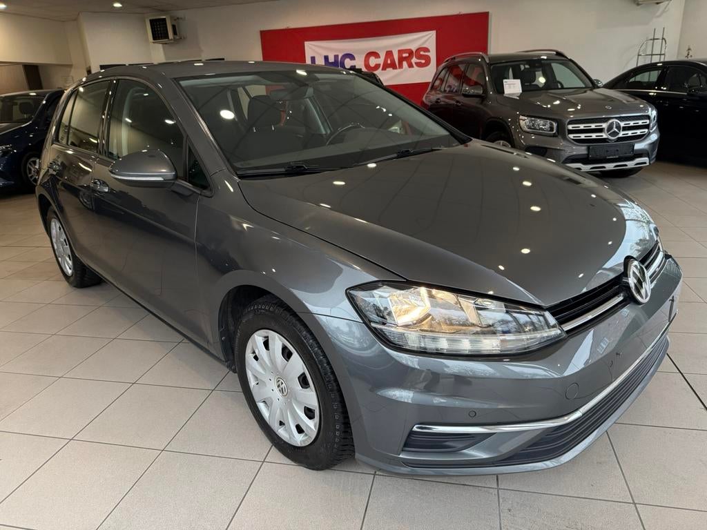 Vw Golf 1.6tdi 85kw 115pk 104000klm bwj 2020 Gps Camera top, Auto's, Volkswagen, Voorwielaandrijving, Stof, 4 cilinders, 109 g/km