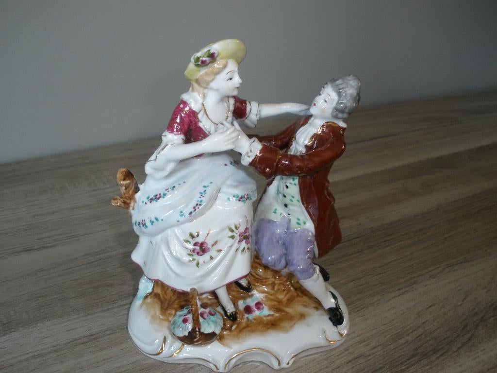 porceleinen beeldje, Antiek en Kunst, Ophalen