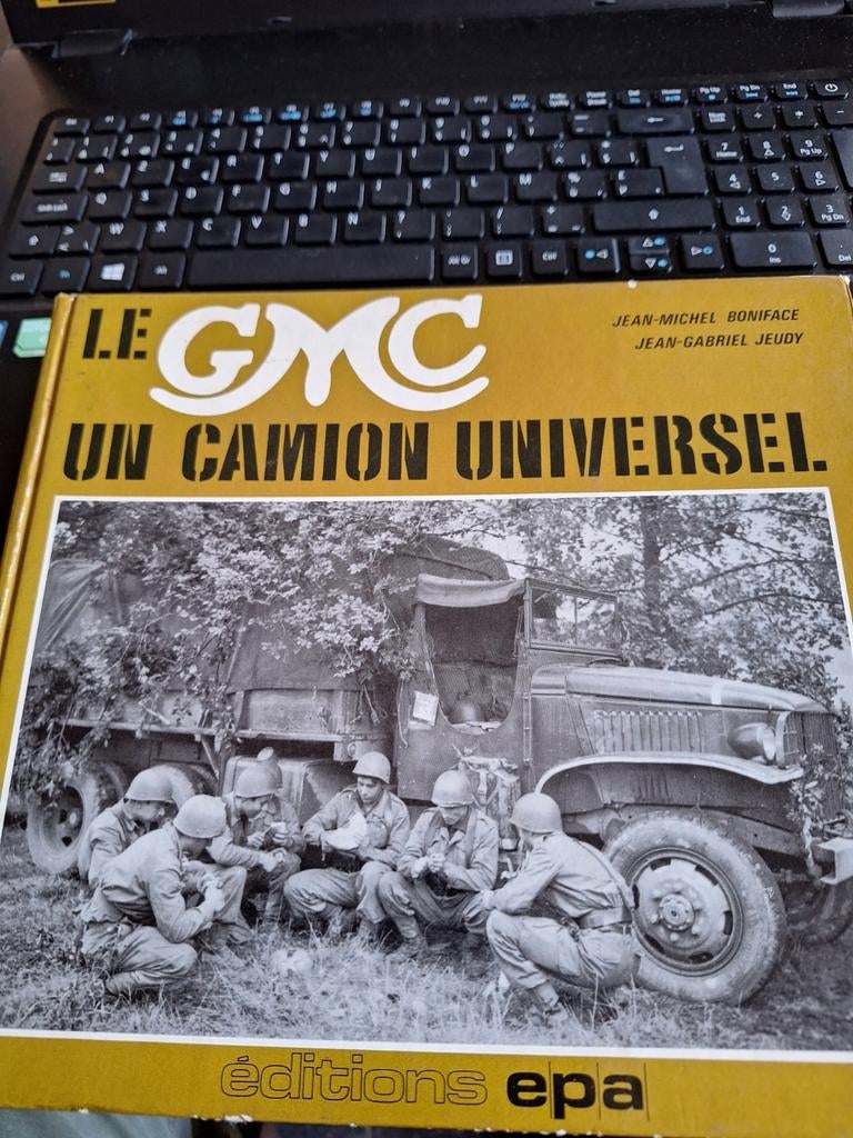 BOEK GMC, Verzamelen, Ophalen of Verzenden