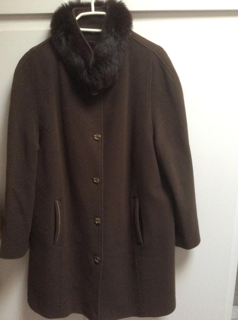Mantel met pelsen kraag maat 48, Enlèvement ou Envoi, Comme neuf