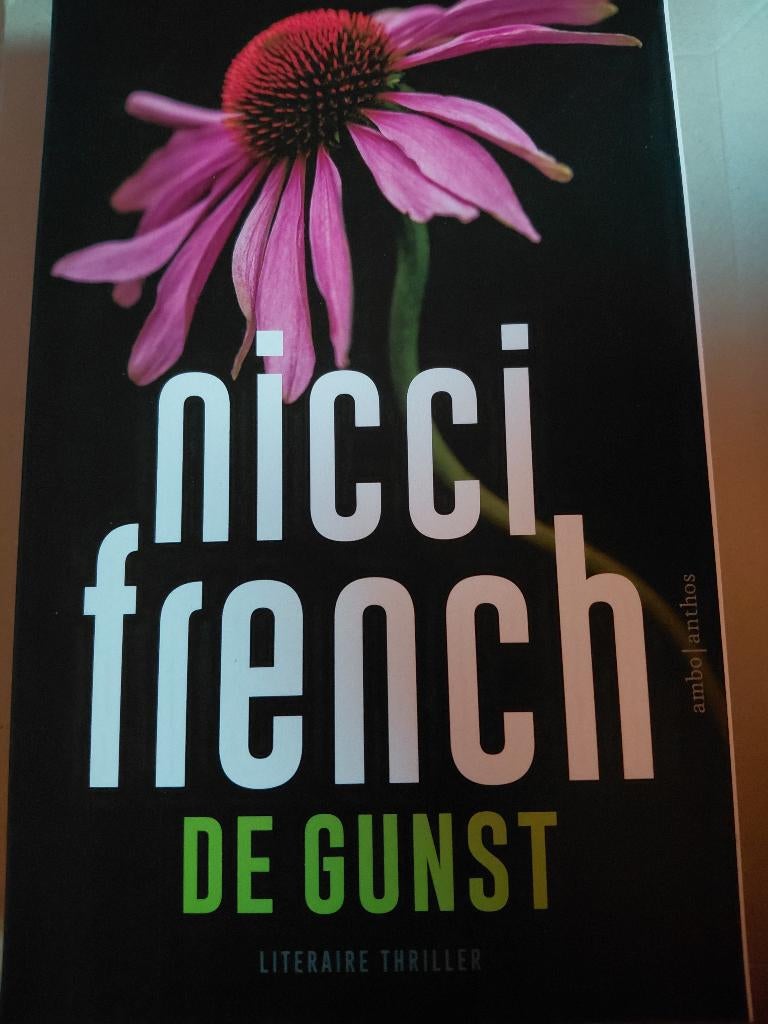 Nicci French De gunst, Boeken, Ophalen of Verzenden, Nieuw, Nicci French