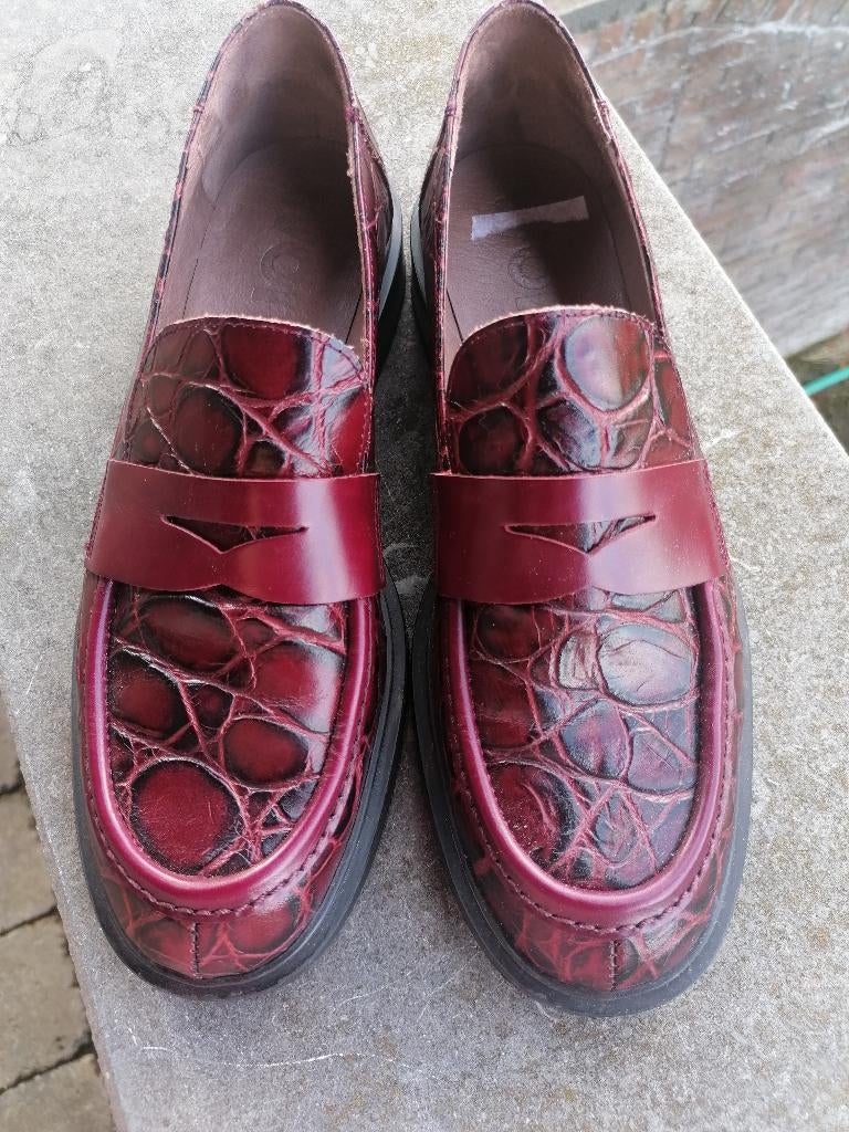 Burgundy mocassins /loafers, Comme neuf, Sabots, Envoi, Autres couleurs