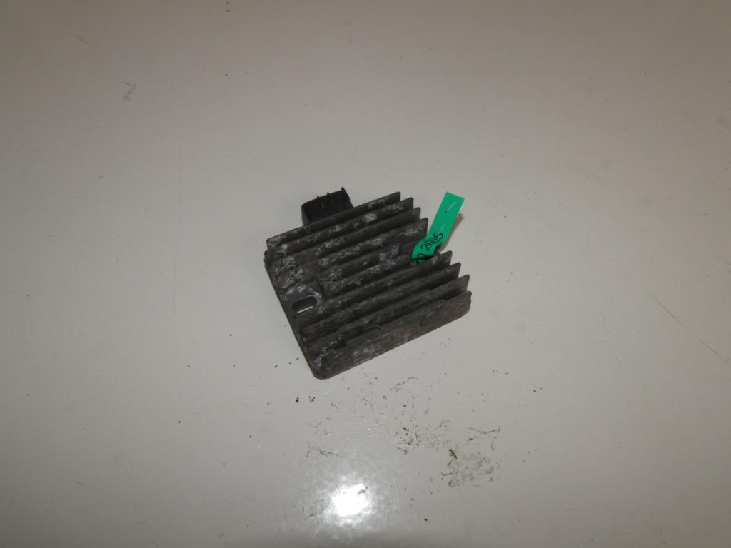 kawasaki z750  2004-2006  spanningsregelaar, Enlèvement ou Envoi, Utilisé