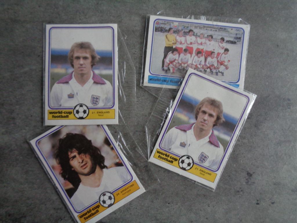 MONTY GUM VOETBAL PLAATJES KAARTEN WORLD CUP 82  ESPANA ANNO, Ophalen of Verzenden