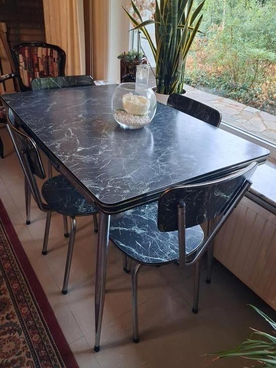 Vintage tafel en stoelen in formica, Huis en Inrichting, Tafels | Eettafels, Ophalen