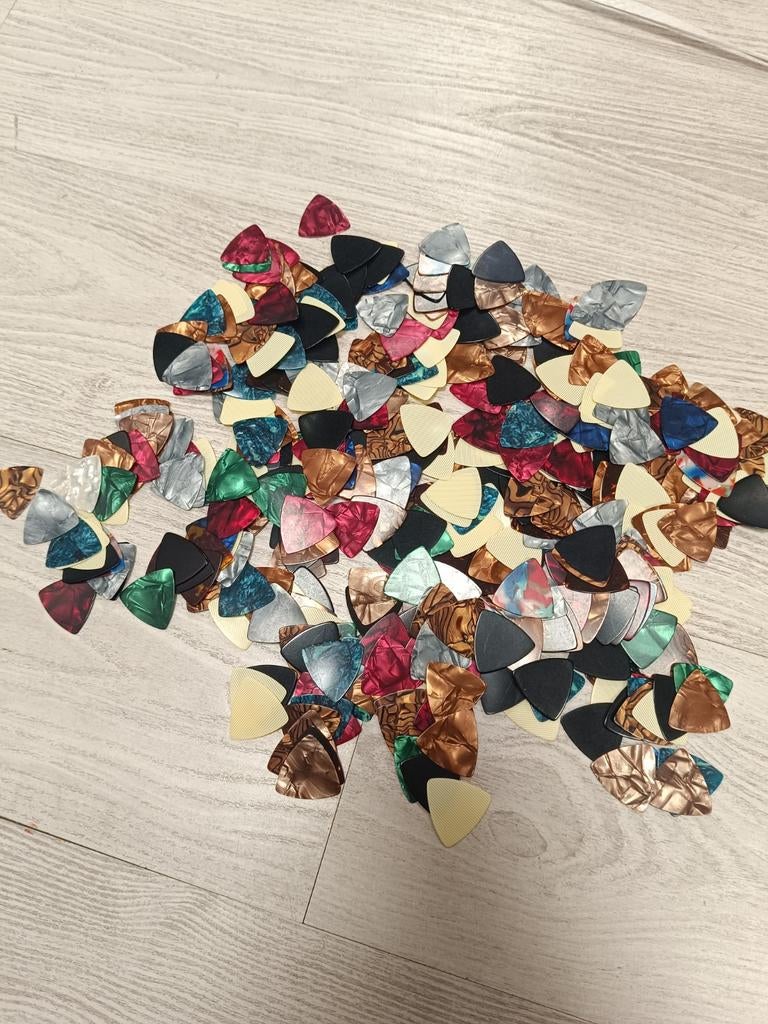 médiators pour guitare 412 pièces, Enlèvement ou Envoi