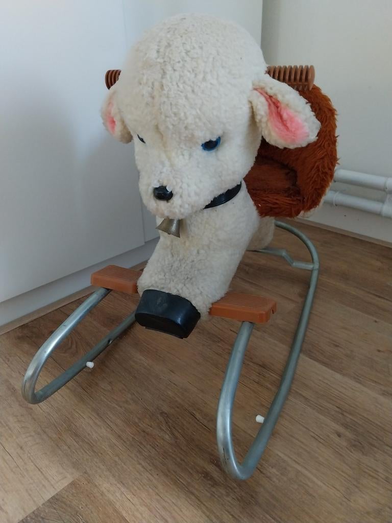 Oud schommel schaapje, Antiek en Kunst, Ophalen