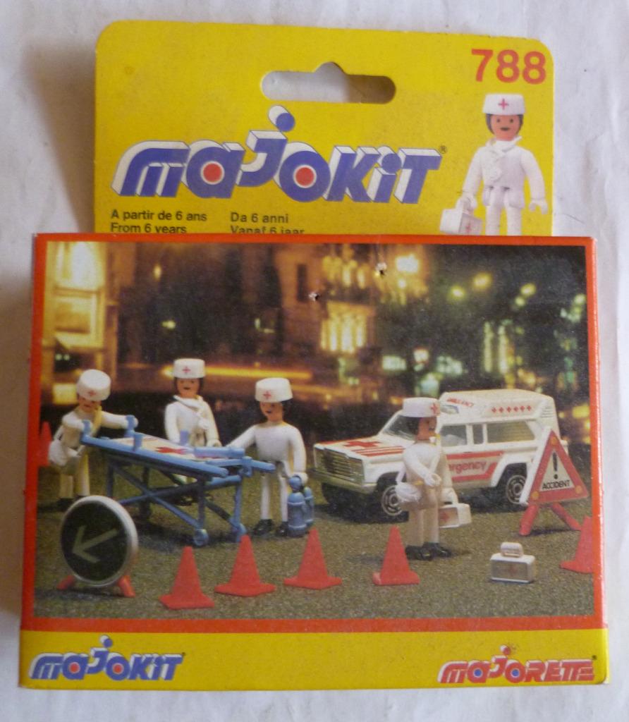 Majokit 788 Ambulance, Enlèvement, Comme neuf, Voiture