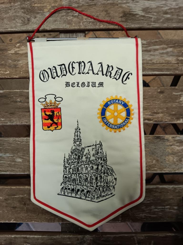Wimpel Oudenaarde Rotary Club, Diversen, Vlaggen en Wimpels, Ophalen of Verzenden, Gebruikt