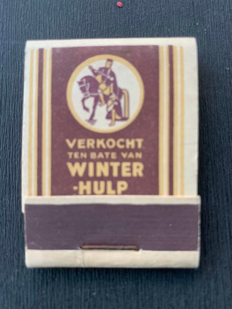 Oud lucifersdoosje  winterhulp st Martinus Beek Limburg, Verzamelen, Ophalen of Verzenden, Zo goed als nieuw