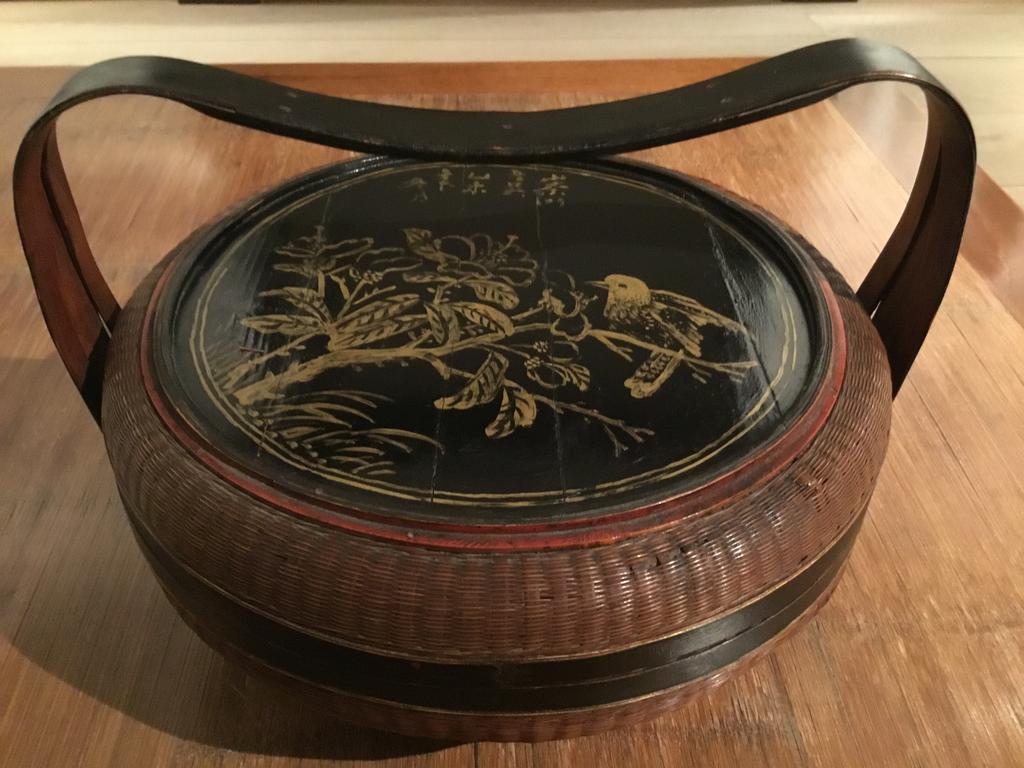 Decoratieve Chinese rietenmand, Ophalen, Gebruikt, Mand, Rond