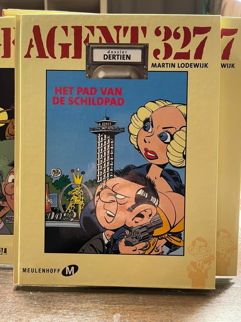 Agent 327 Hardcover dossier dertien eerste druk Nieuwstaat, Enlèvement ou Envoi