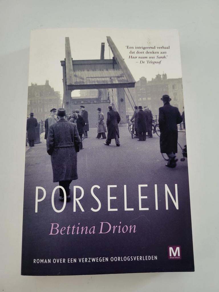 Porselein - Bettina Drion, Boeken, Gelezen, Ophalen of Verzenden, Nederland, Bettina Drion
