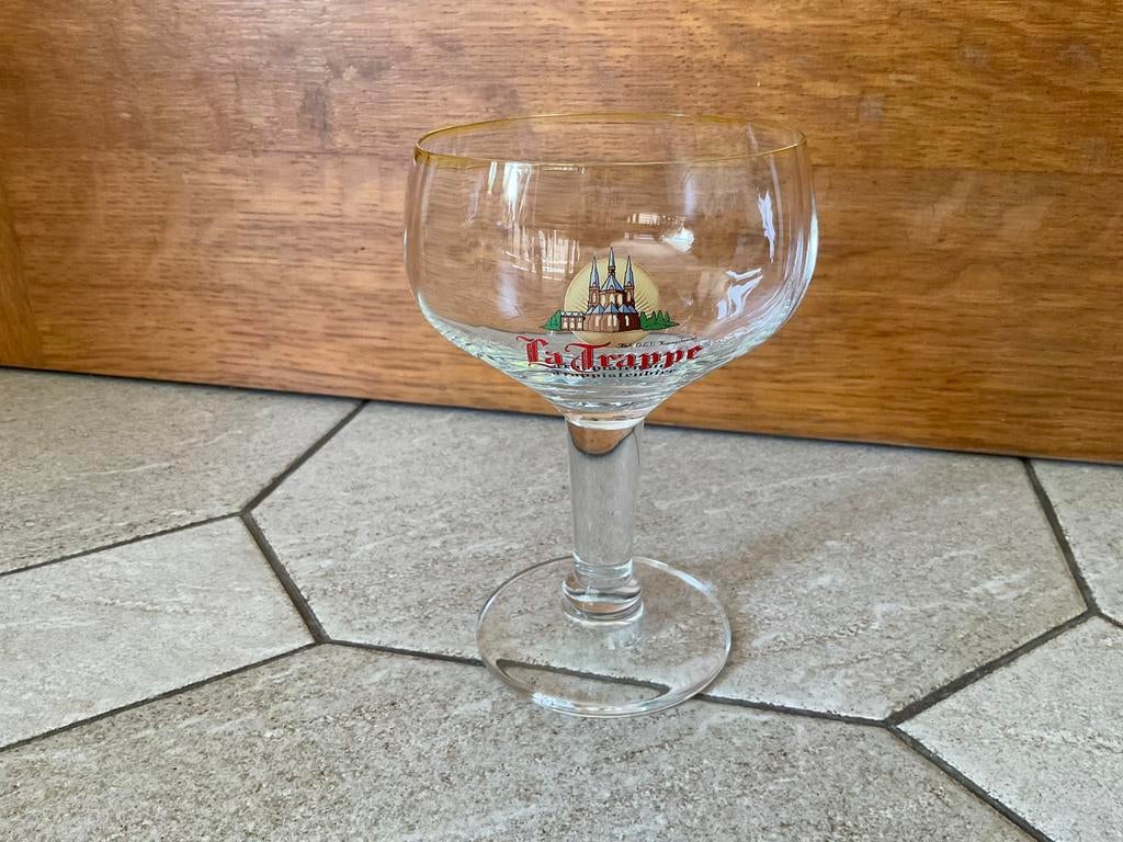 Verre à bière La Trappe, Envoi, Comme neuf