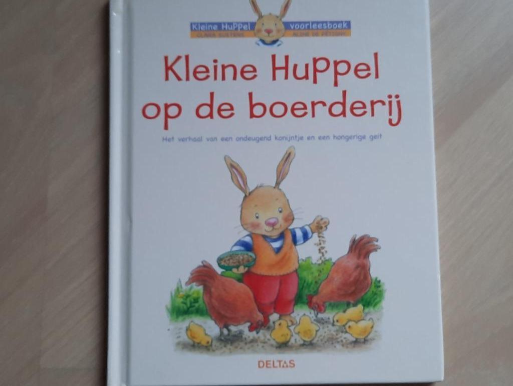Boek kleine huppel op de boerderij, Ophalen of Verzenden, Gelezen