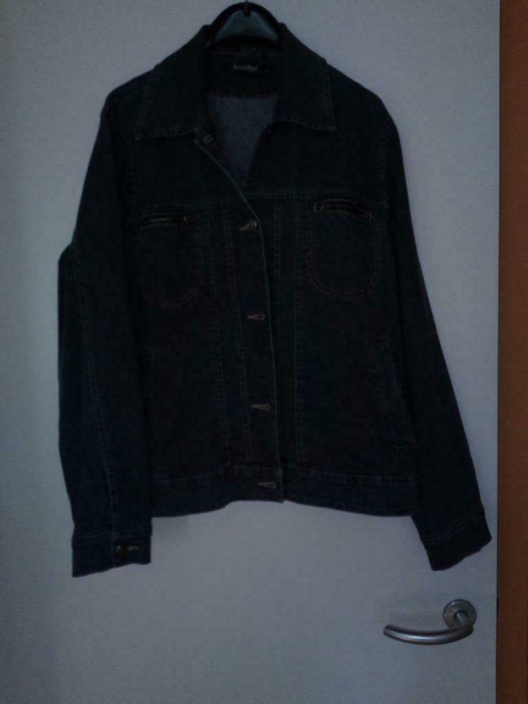 Zwarte dames  jeansvest, Kleding | Dames, Ophalen, Zwart, Maat 42/44 (L), Jasje