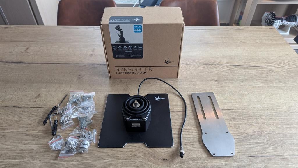 VKB Gunfighter MKIII base simulator joystick, Enlèvement