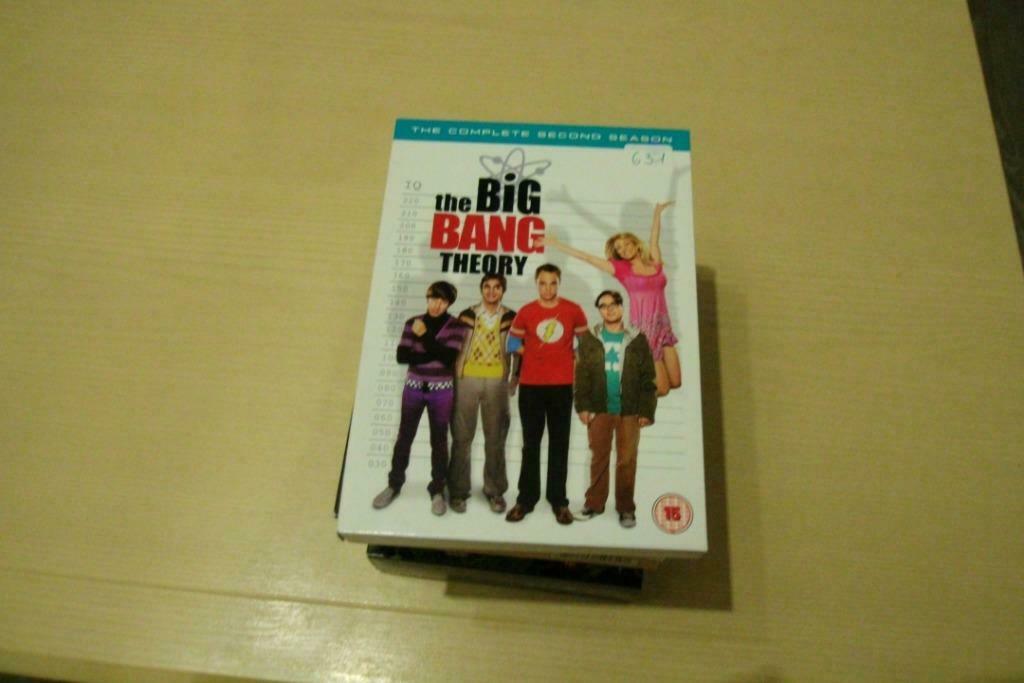 the big bang theory  4 dvd box, Enlèvement ou Envoi, Coffret