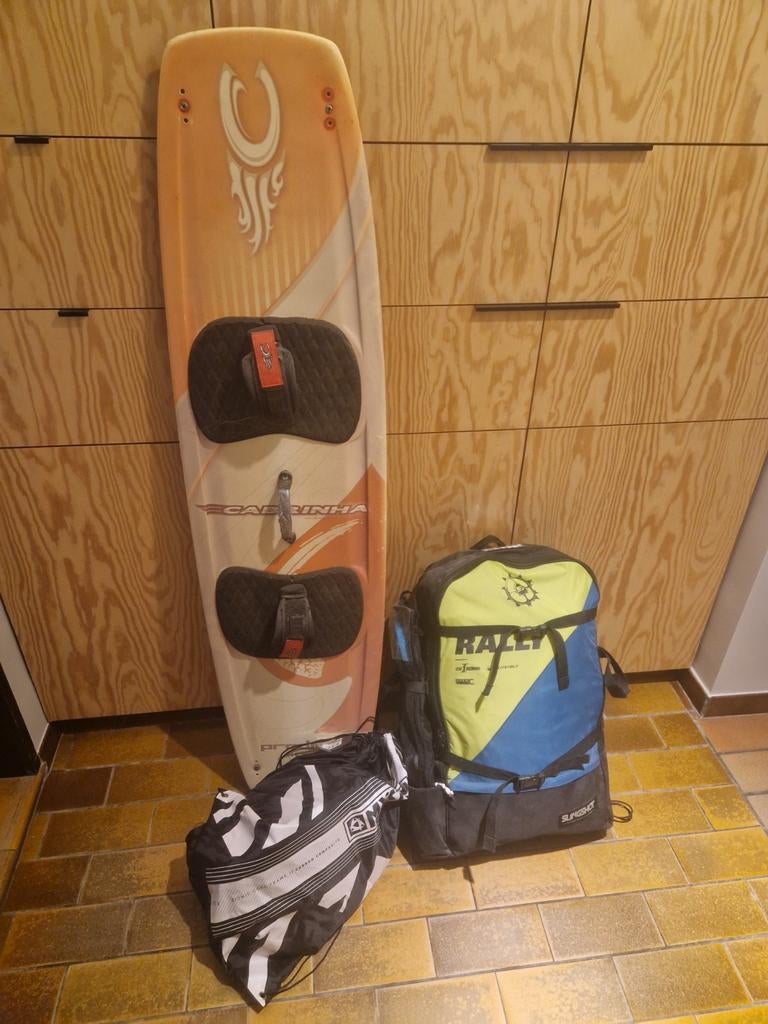 Volledige kite set / Slingshot Rally, Watersport en Boten, Ophalen, Gebruikt, Twintip, 10 m²
