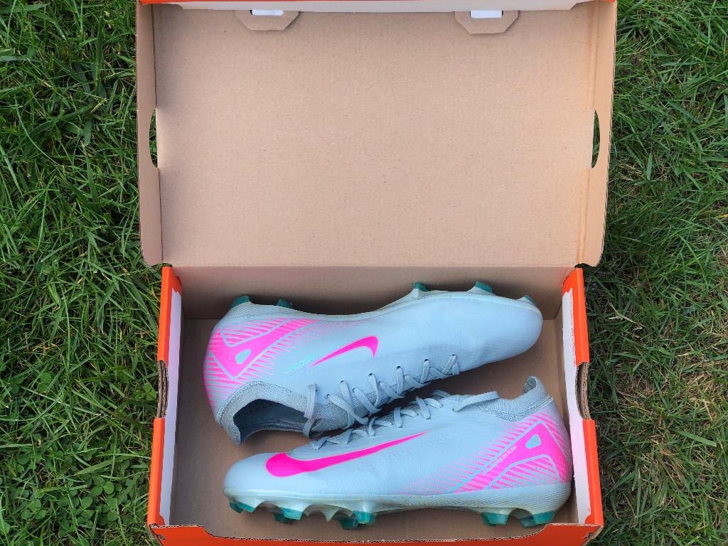 Roze Voetbalschoenen, Ophalen, Schoenen, Nieuw, Maat S