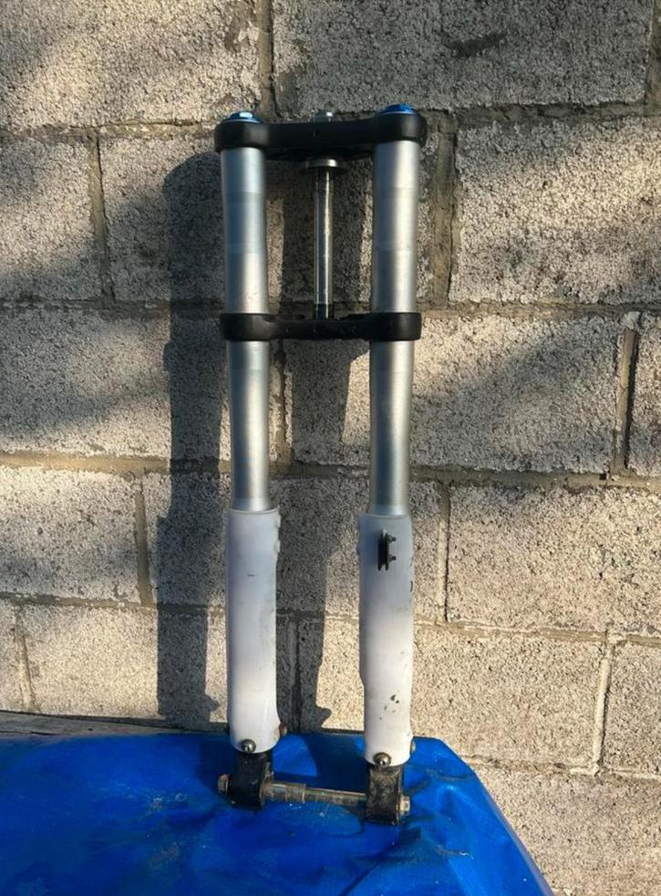 Voorvork pitbike 140cc, Fietsen en Brommers, Ophalen, Zo goed als nieuw, 140 cc, Pitbike
