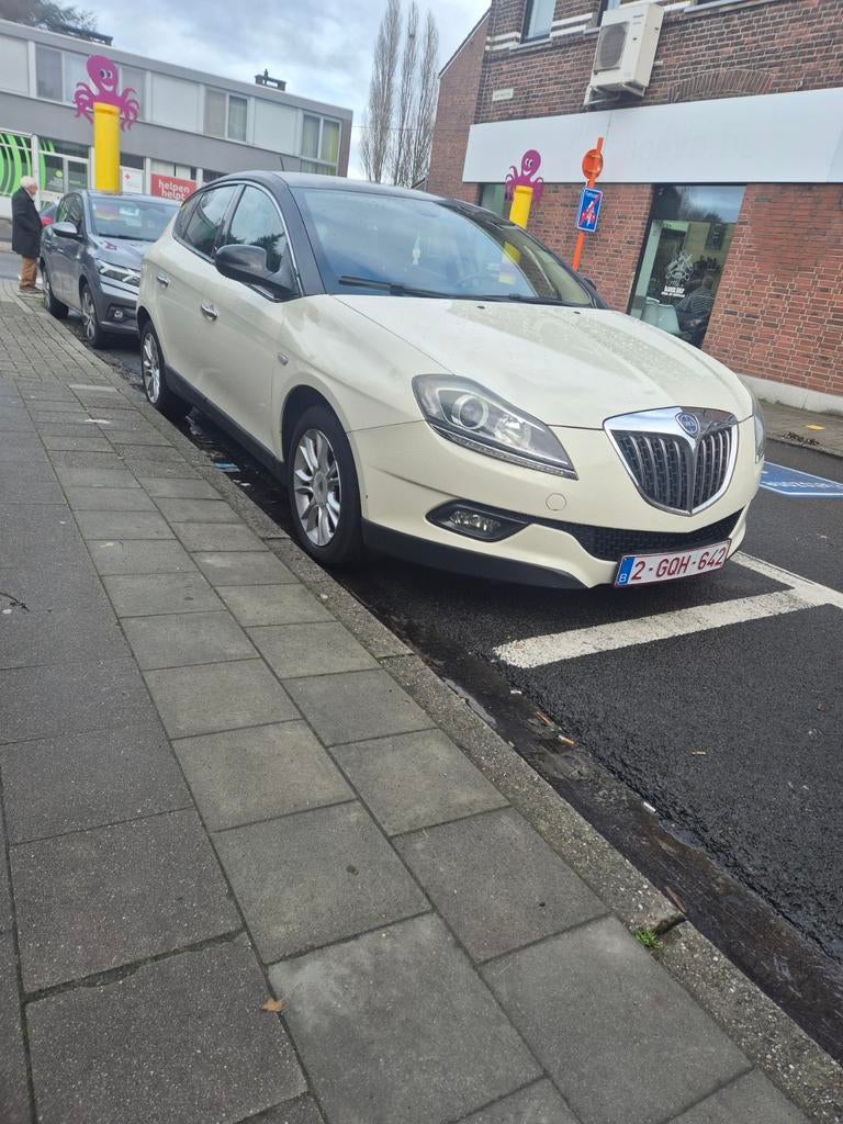 Lancia delta 2010 euro 5 1.6 diesel, Euro 5, Diesel, Particulier, Xenon verlichting