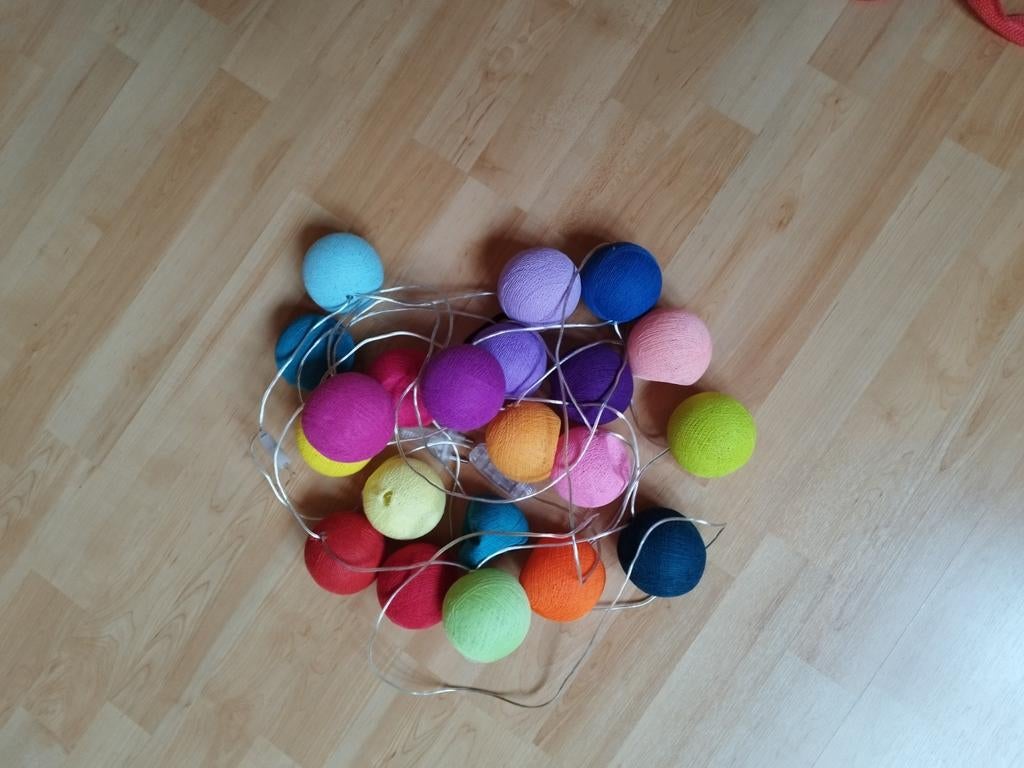 Guirlande lampe boule différentes couleurs, Enlèvement ou Envoi, Comme neuf