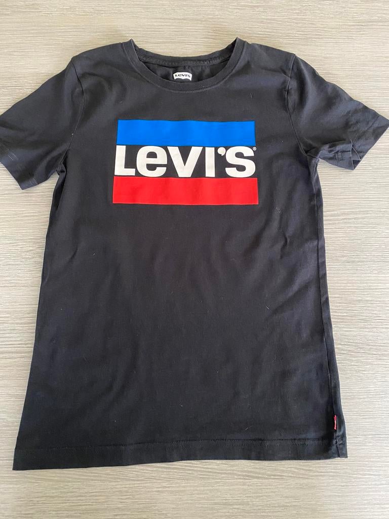 T-shirt Levi's - taille 176, Garçon, Enlèvement ou Envoi, Chemise ou À manches longues, Comme neuf