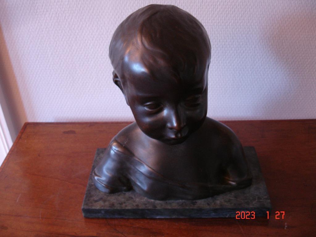 buste d'enfant en bronze, Enlèvement ou Envoi, Bronze