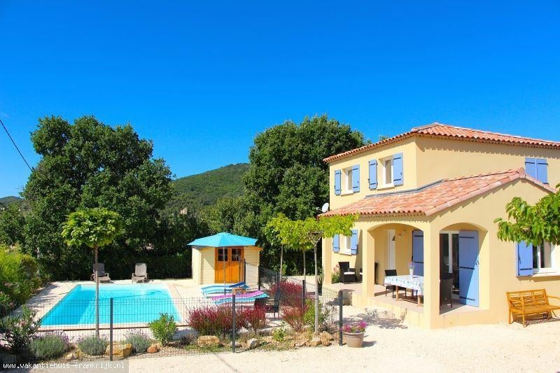 ARDECHE. MOOIE VILLA 7 pers. te huur, Ardèche of Auvergne, Dorp, Wasmachine, In bergen of heuvels
