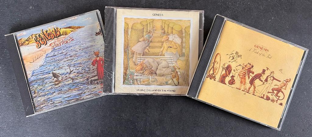 GENESIS - Foxtrot, Selling England & Trick o.t. tail (3 CDs), Envoi, Comme neuf