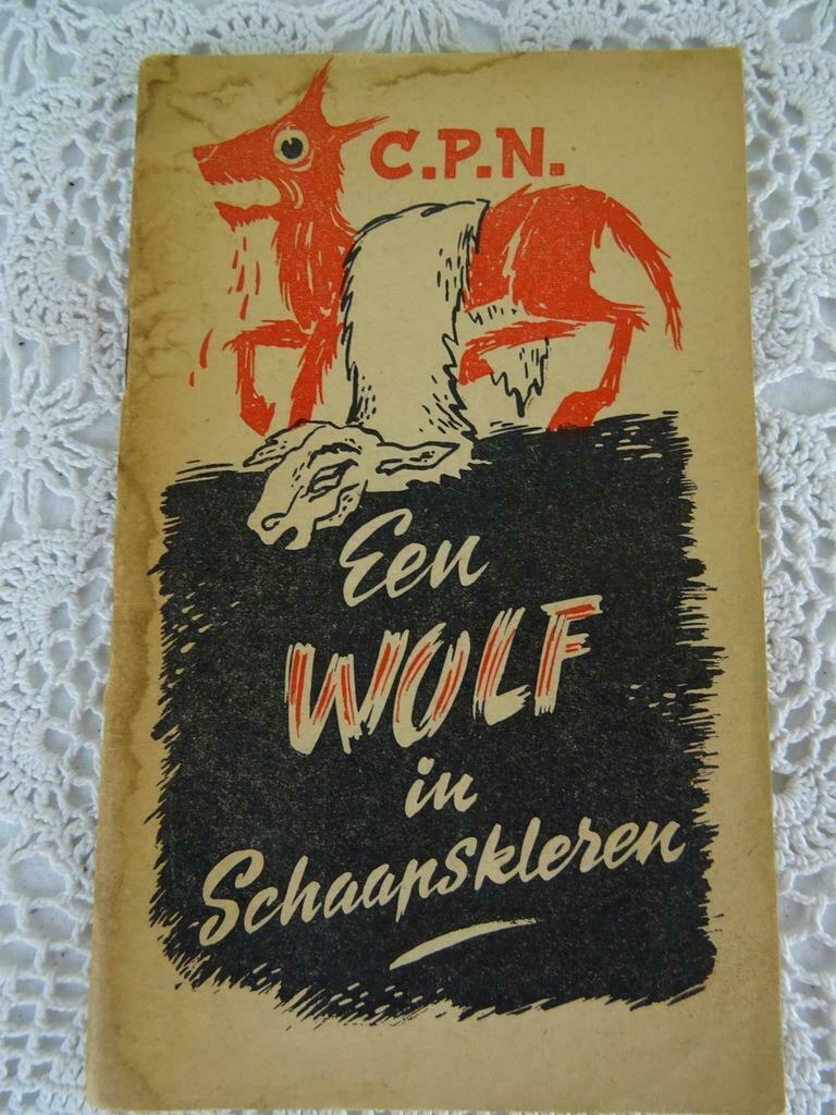 CPN Een wolf in schaapskleren Propaganda De smalle boekjes, Ophalen of Verzenden, De smalle boekjes