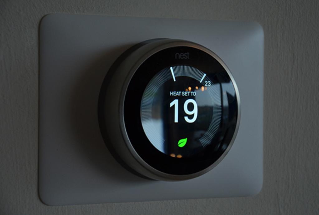 🔥Google Thermostat V3 (VS) Slimme en stijlvolle thermostaat, Enlèvement ou Envoi, Comme neuf