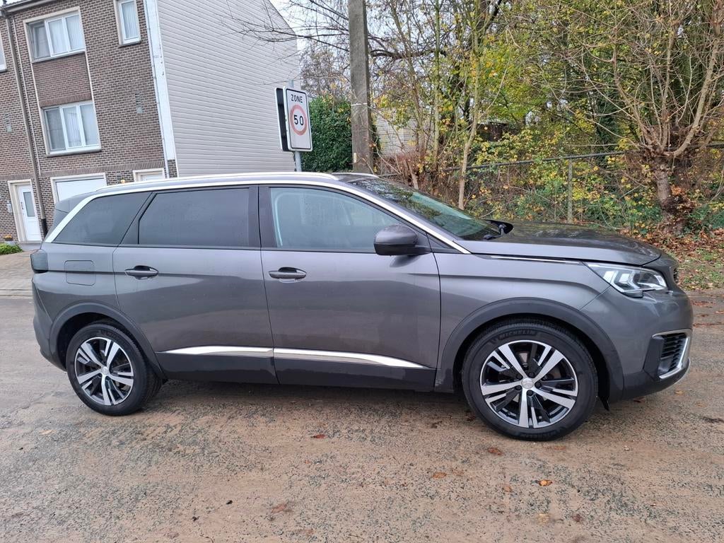 PEUGEOT 5008 1.5 DIESEL 7 ZITPLAATSEN EURO 6D, Auto's, Monovolume, Euro 6, 4 cilinders, 7 zetels