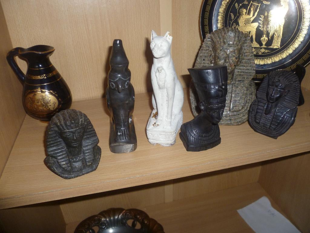 EGYPTISCHE BEELDEN IN MARMER, Antiek en Kunst, Ophalen