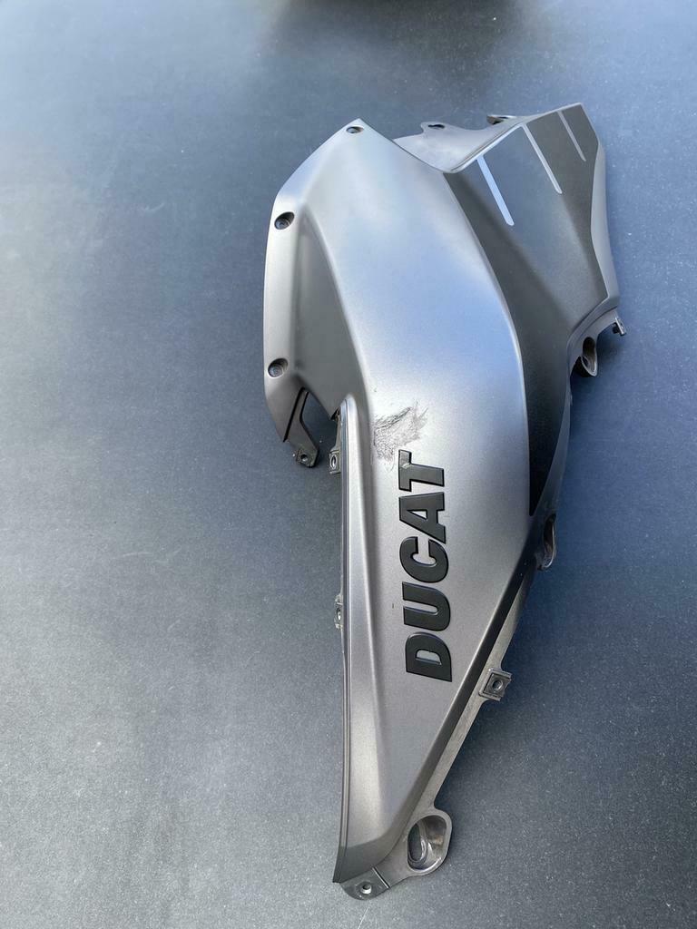 Linker tankpaneel Ducati Multistrada 1200s 2010-2014, Motoren, Ophalen of Verzenden, Gebruikt